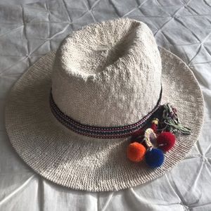 Cabi Beach Hat